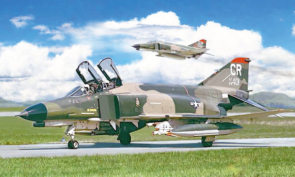 avion Italeri F-4E Phantom II