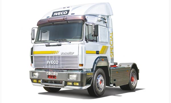 camion Italeri IVECO Turbostar 190.48 Special