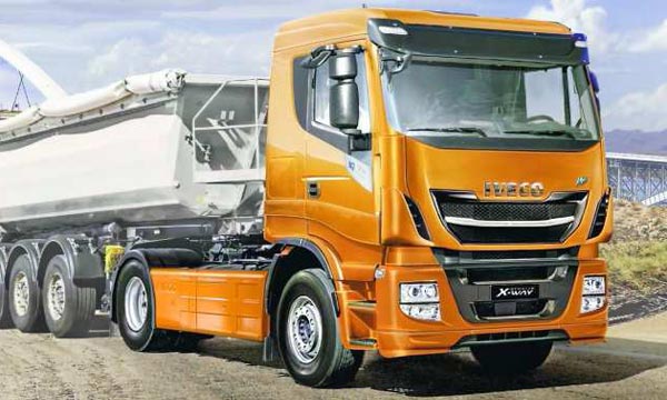 camion Italeri IVECO Hi-Way 480 E5