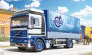 camion Italeri Volvo FH16 bâché avec hayon camion Italeri Volvo FH16 bâché avec hayon