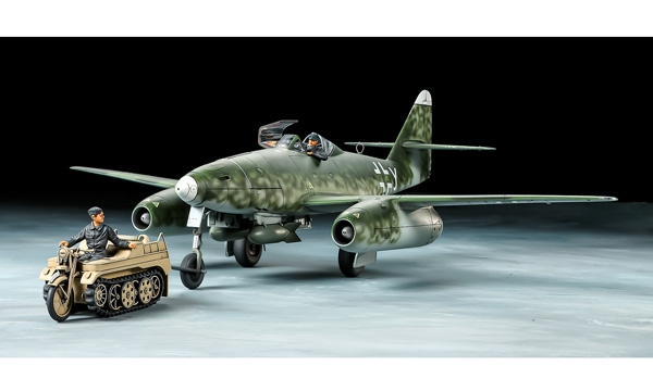 militaire Tamiya Messerschmitt Me262A-2a &amp; Ketten